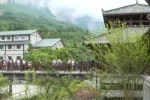 利好消息推動長線旅游市場復蘇 游客接待上限不搞“一刀...