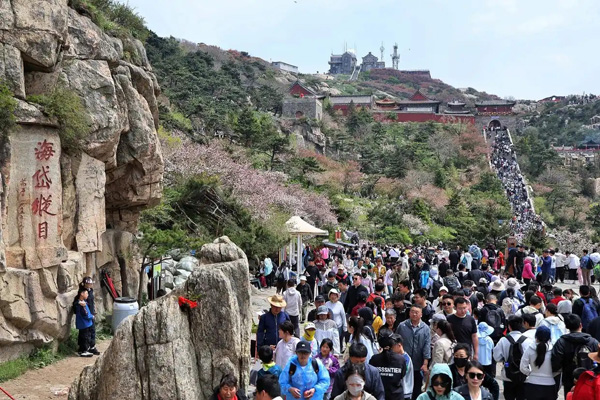 陪爬山、陪打球、陪跑步……花錢請(qǐng)運(yùn)動(dòng)搭子，你愿意嗎？